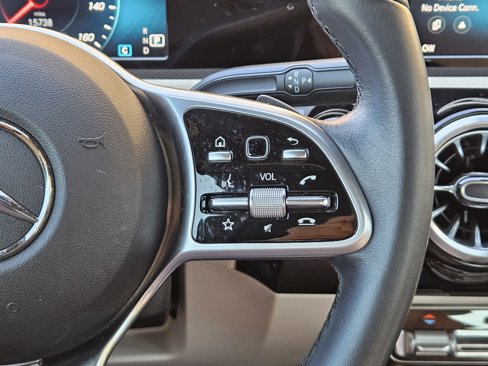 Certified 2022 Mercedes-Benz CLA 250 image 29