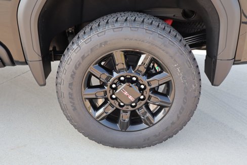New 2026 GMC Sierra 2500 AT4 w/ AT4 Premium Plus Package image 6