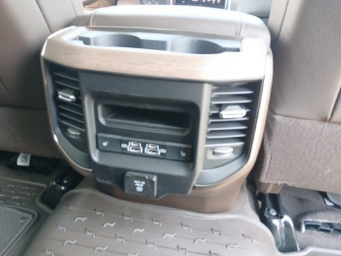 New 2026 RAM 2500 Limited image 24