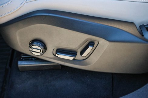 New 2026 Volvo XC90 B6 Plus image 32