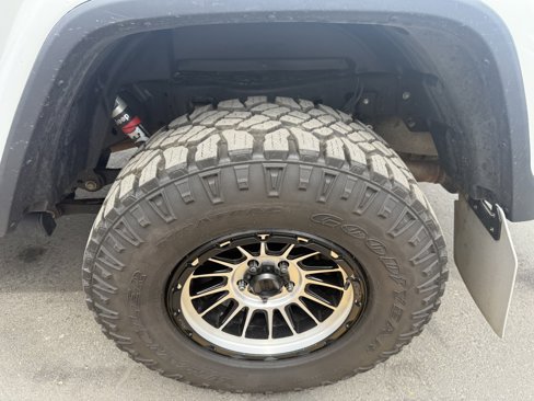 Used 2020 Jeep Gladiator Rubicon image 10