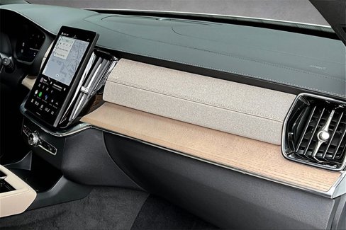 Certified 2025 Volvo XC90 B5 Core w/ Climate Package image 21