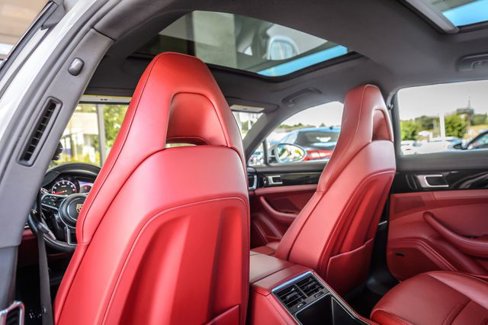 Used 2020 Porsche Panamera image 39