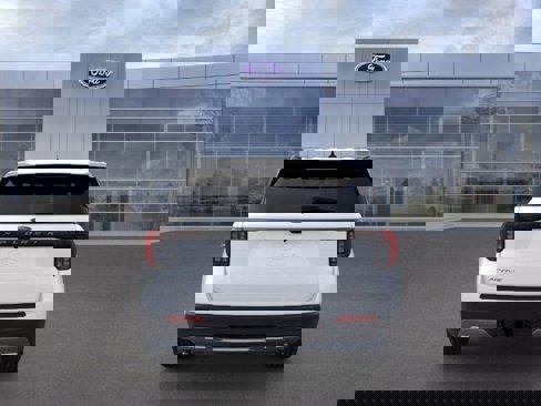 New 2025 Ford Explorer Active image 5