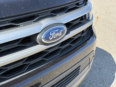 Used 2024 Ford Expedition Max XLT image 8