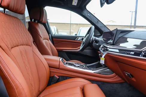 New 2026 BMW X7 M60i image 14