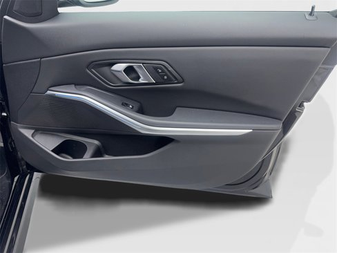 Used 2025 BMW 330i Sedan image 48