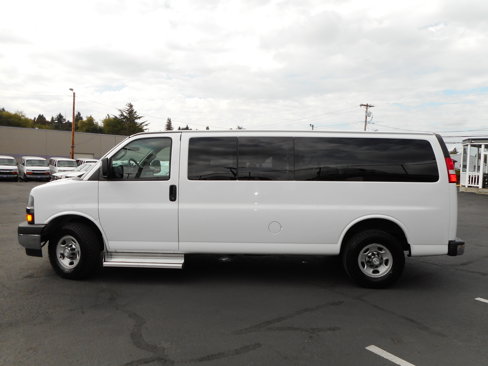 Used 2017 Chevrolet Express 3500 LT w/ LT Preferred Equipment Group image 2
