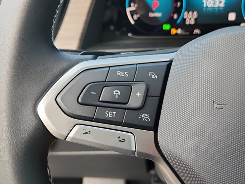 New 2025 Volkswagen Atlas SEL image 23