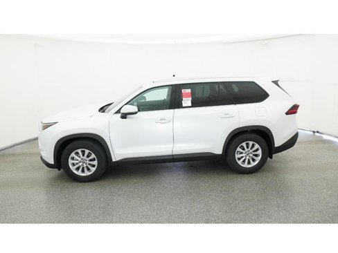 New 2026 Toyota Grand Highlander FWD image 3