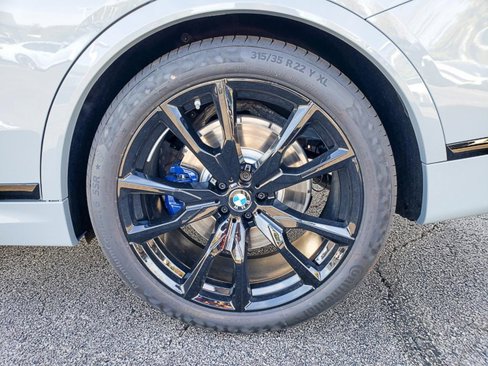 New 2026 BMW X7 xDrive40i w/ M Sport Package image 15
