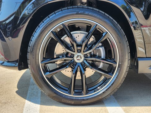New 2026 Mercedes-Benz GLS 450 4MATIC image 12