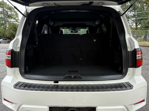Used 2021 Nissan Armada SL w/ Midnight Edition Package image 31