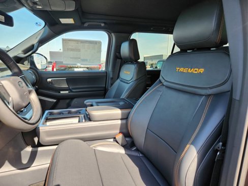 New 2025 Ford Expedition Tremor image 19