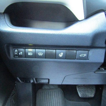 Used 2024 Toyota RAV4 XLE Premium image 16