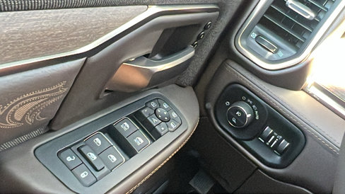 New 2025 RAM 2500 Limited image 37
