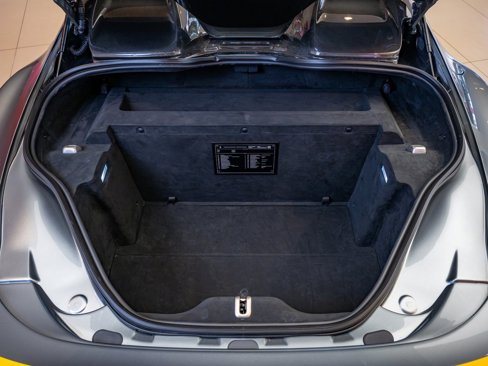 Used 2023 Ferrari 812 Competizione A image 23