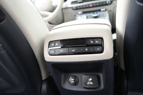 Used 2024 Hyundai Palisade Limited image 24
