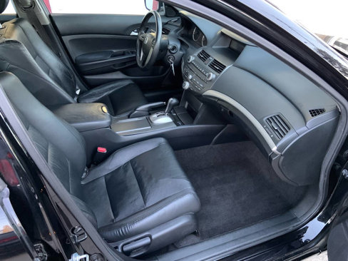 Used 2011 Honda Accord SE image 40