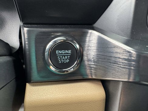 Used 2025 Ford F350 Lariat w/ Lariat Ultimate Package image 33