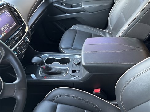 Used 2023 Chevrolet Traverse Premier w/ Redline Edition image 23