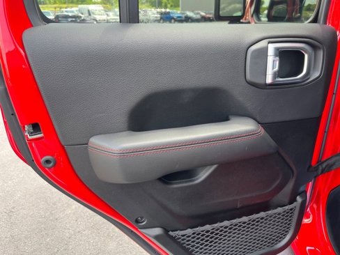 Used 2021 Jeep Wrangler Unlimited Rubicon image 14
