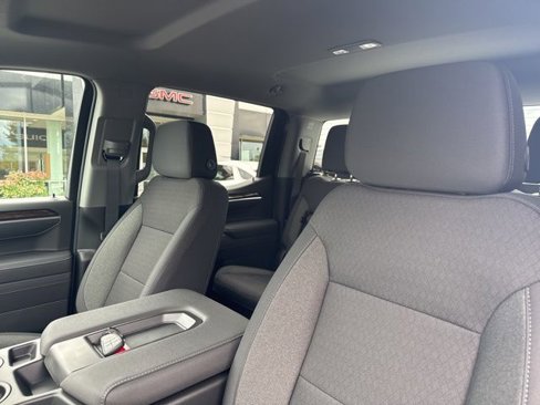 New 2026 GMC Sierra 1500 Elevation image 13