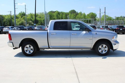 Used 2019 RAM 1500 Classic SLT image 7