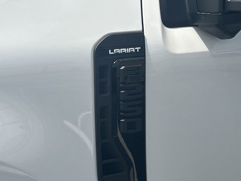 New 2025 Ford F250 Lariat w/ Black Appearance Package image 39