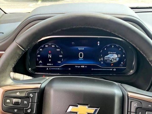 Used 2024 Chevrolet Tahoe High Country w/ Premium Package image 27