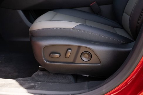 New 2026 Chevrolet Equinox LT w/ Convenience Package II image 21