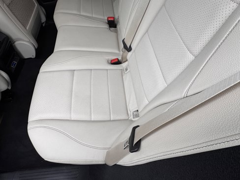 Used 2024 Mercedes-Benz GLE 350 4MATIC image 26