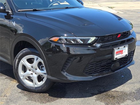 Certified 2024 Dodge Hornet GT image 2