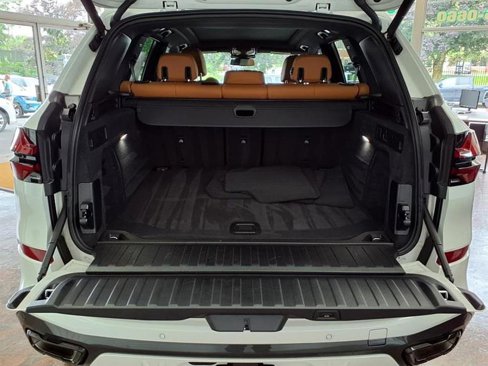 Used 2025 BMW X5 xDrive40i w/ M Sport Package image 14