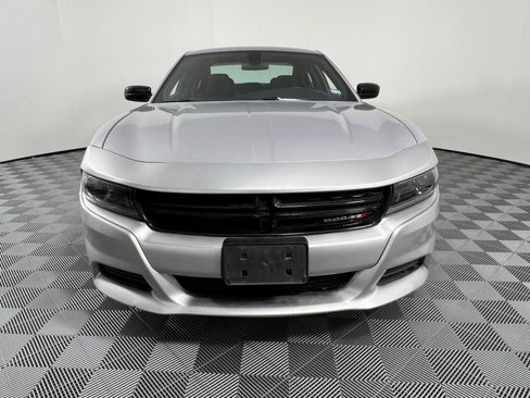 Used 2023 Dodge Charger SXT image 3