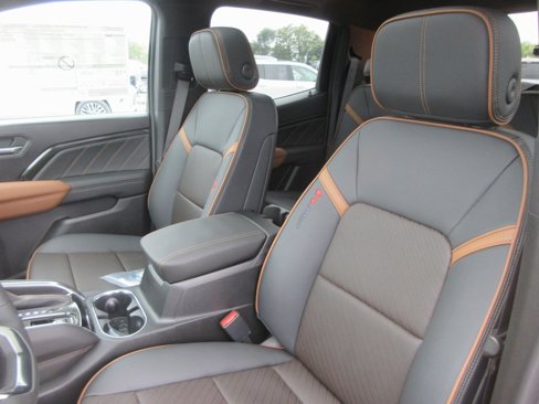 New 2026 GMC Canyon AT4 w/ Technology Plus Package image 13