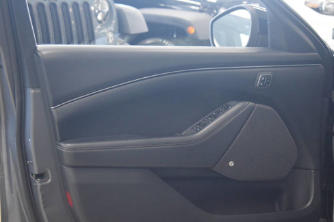 Used 2021 Ford Mustang Mach-E Premium image 82
