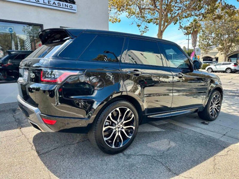 Used 2022 Land Rover Range Rover Sport HSE Silver Edition image 7