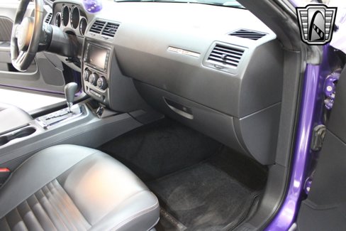 Used 2014 Dodge Challenger R/T image 18