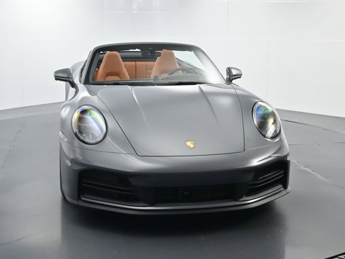 Certified 2025 Porsche 911 Carrera image 17