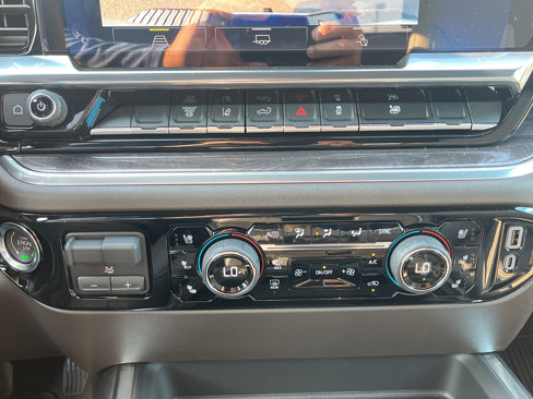 New 2026 Chevrolet Silverado 2500 LTZ w/ LTZ Convenience Package image 22
