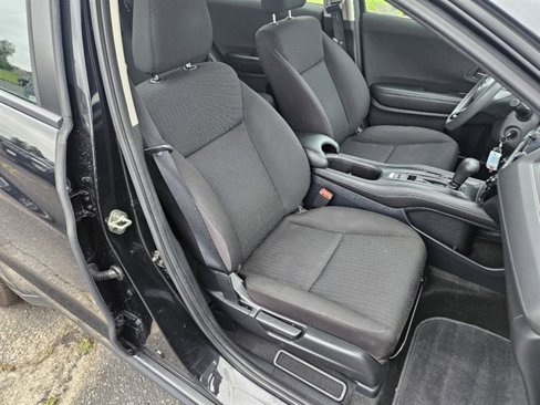 Used 2018 Honda HR-V LX image 18