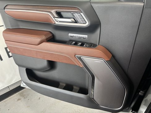 New 2025 GMC Sierra 1500 Denali Ultimate image 10