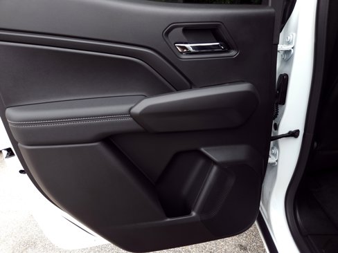 New 2026 GMC Canyon Elevation w/ Convenience Package image 31