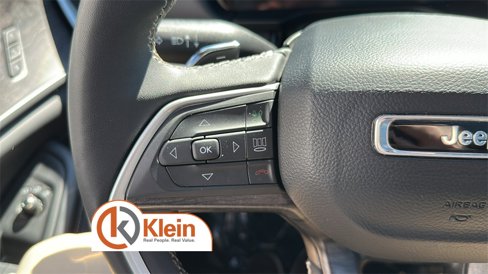 Used 2024 Jeep Grand Cherokee L Limited w/ Luxury Tech Group II image 17