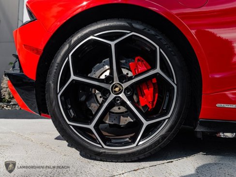 Used 2021 Lamborghini Huracan EVO image 42
