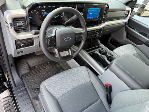 New 2026 Ford F350 4x4 SuperCab Super Duty image 13