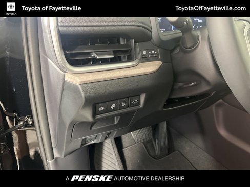 New 2026 Toyota Grand Highlander Limited image 28