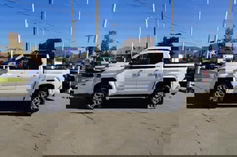 New 2025 Toyota Tacoma SR5 image 5