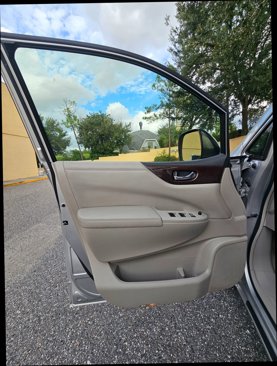 Used 2016 Nissan Quest SV image 14